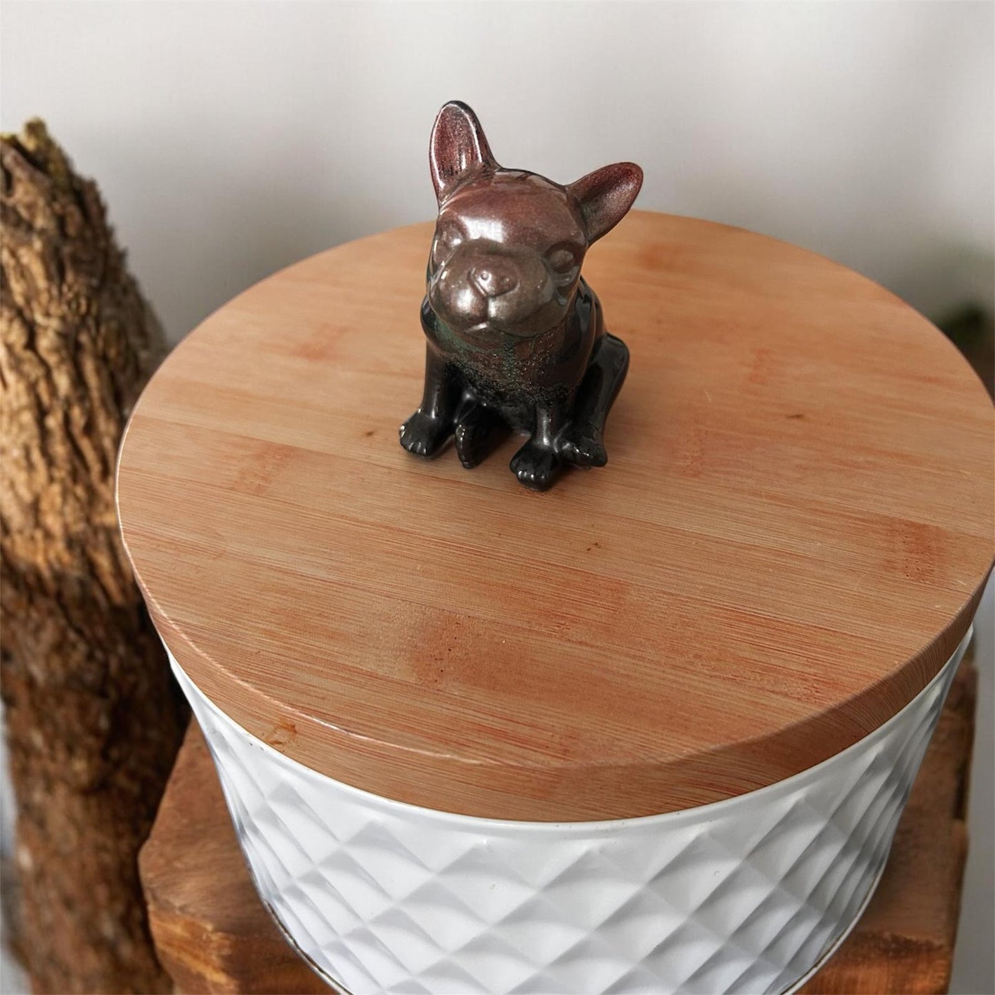 Figurine Chien en Résine Époxy – Compagnon Fidèle, Fait Main 🐶